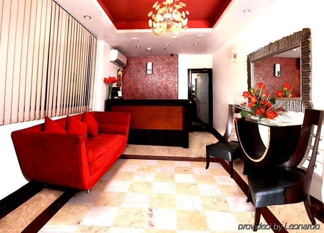 Hotel Shanti Palace West New Delhi Inreriör bild