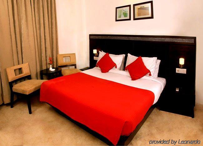 Hotel Shanti Palace West New Delhi Rum bild